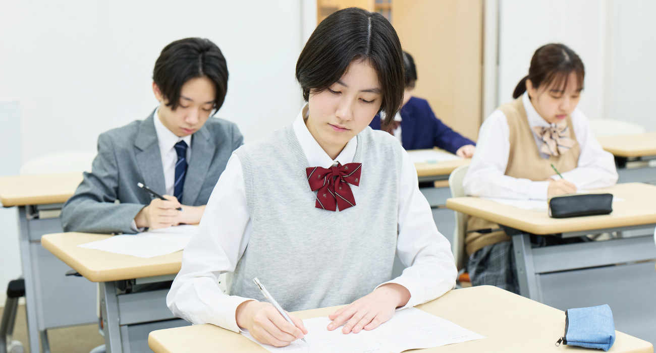 校舎での受験の様子